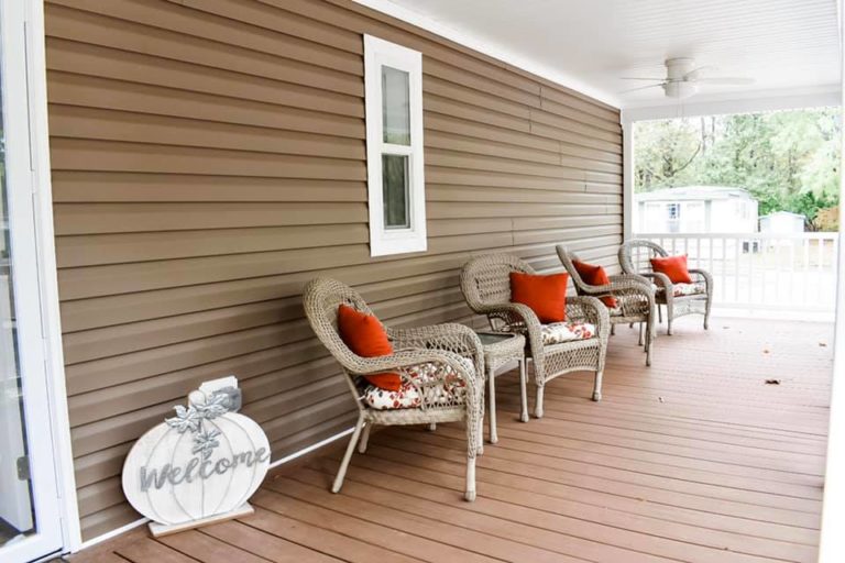 front porch furniture Pine View